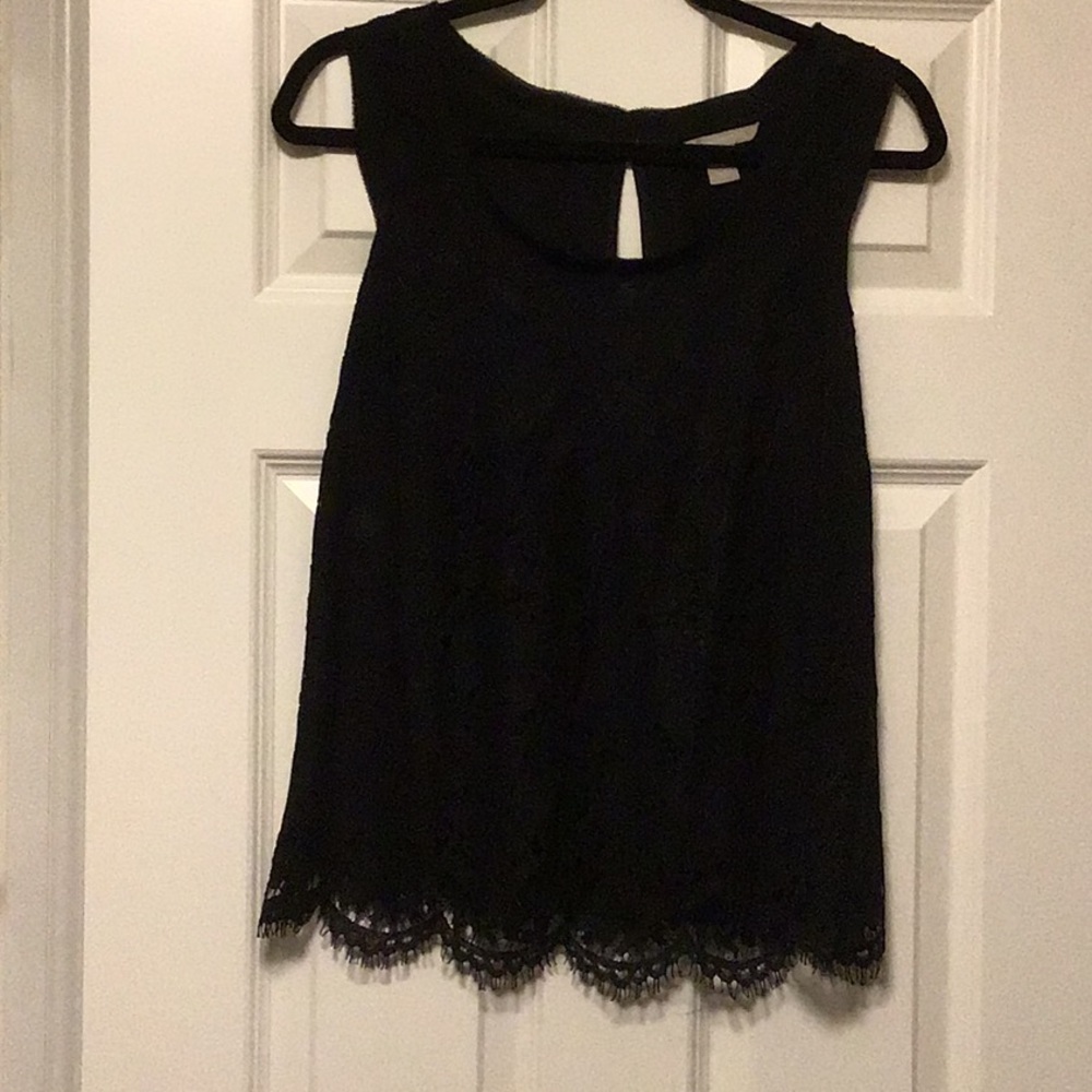 Banana Republic Sleeveless lace tank